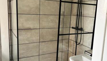 ResiLets - Ground Plessey Road Apt - Foto 4