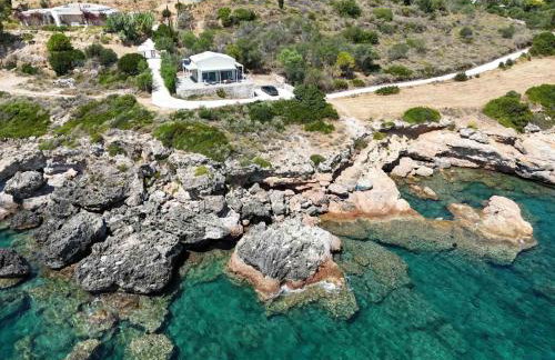 Thalasson Beach House - Photo 20
