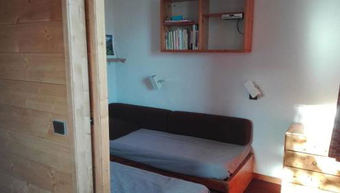 Appartement 5 personnes une chambre proche pistes balcon vue montagne Draps et serviettes non fournis Ménage à réaliser par le locataire - Foto 3