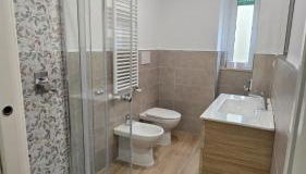 DOMUS AISA appartamenti Formia centro - Foto 5, Shower