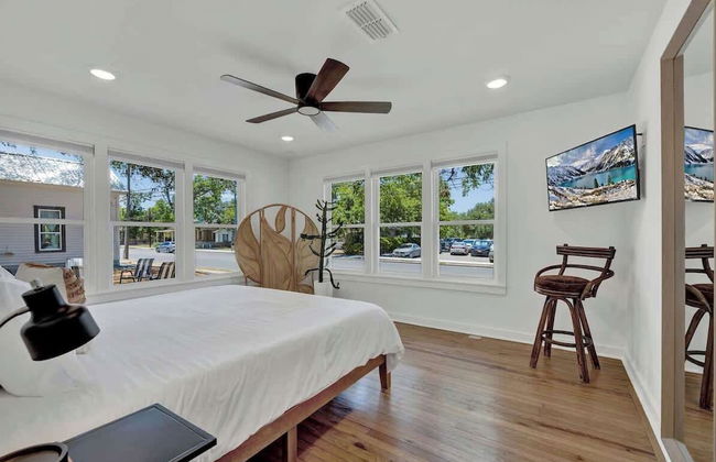 Historic Hideaway Stroll to Schlitterbahn - Foto 8