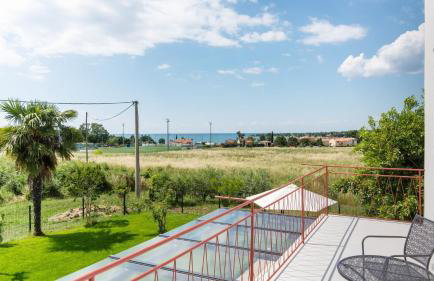 Villa Saini with Sea View - Photo 4