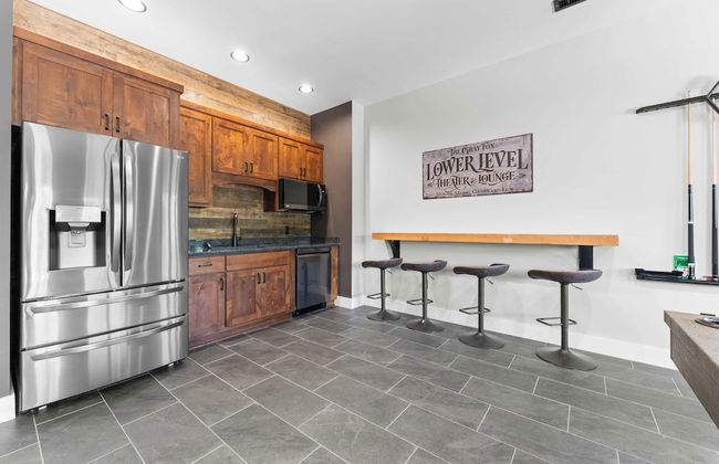 Blue Heron & Gray Fox by Avantstay 2 Lakefront Homes, Sleeps 44 Pool, Dock, Theater - Foto 71