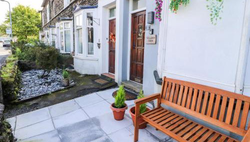 Neland View - Photo 1