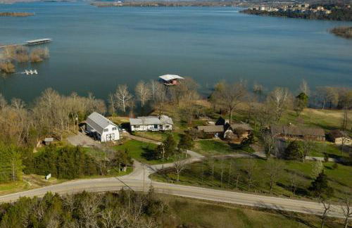 Lake Front King Suite: Full Kitchen-Lakefront Deck- Shared Hot Tub - Foto 42