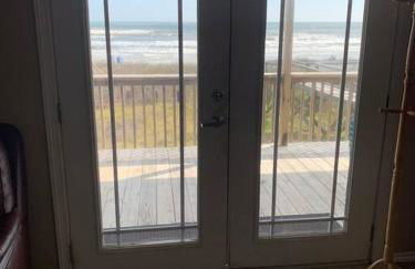 The Aloha Beach - Photo 32