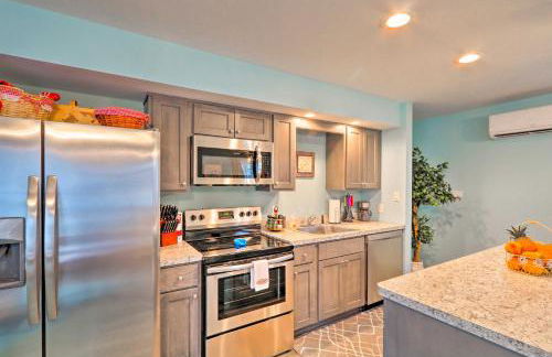 Unwind Fireside! Poconos Cottage 12 Mi to Slopes - Foto 10