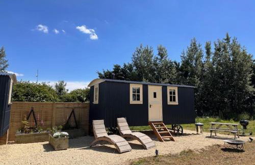 Shepherdshut-hot Tub-cotswolds-petfriendly - Photo 1