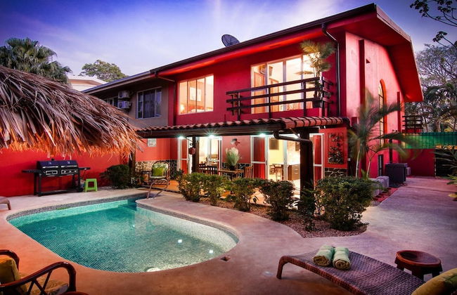 Big private home with pool in Surfside - a short walk from the beach - Photo 26