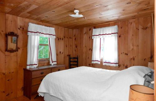 Family Mountain Vacation Rental with Fireplace in Connecticut River Valley - Foto 8