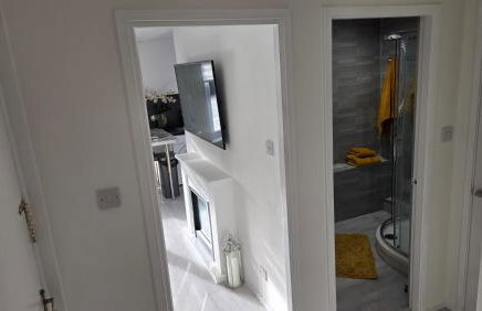 Exceptional 1 bedroom riverside 2E apartment - Foto 7
