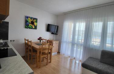 Apartments Jelica - Photo 5