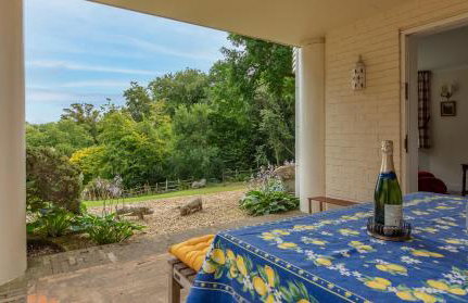 Countryside retreat set within beautiful woodlands with easy access to Henley On Thames - Foto 2