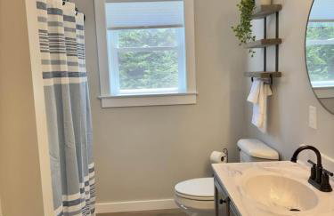 New 2023 Waterfront Home near Acadia with Hot Tub - Foto 20