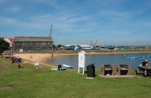 The Wobbin, Remote, Comfort, Sea Views and the beautiful Essex Marshes - Foto 29