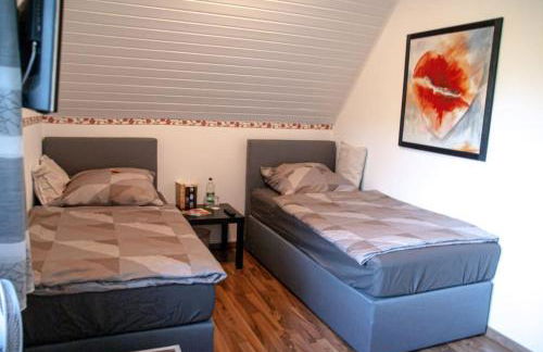 Herzlich Willkommen auf unserem Hof! - Foto 3