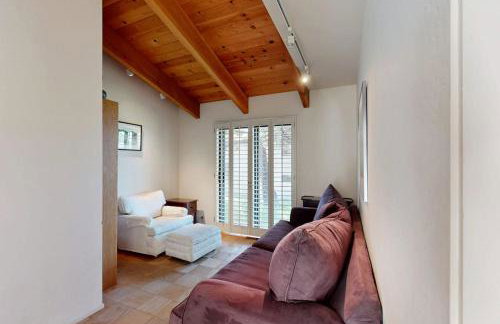 Whale Tales - Photo 15