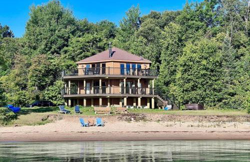 Lake Michigan Cabin w/Hot Tub & Stunning Views - Foto 17