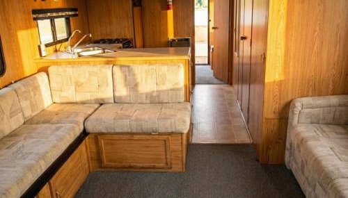 Spacious Muskie Houseboat - Sleeps 8 - Massive Upper Penthouse - Fast Wi-Fi HB10 - Foto 5