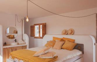 Cortijo Banana, villa rural para grupos grandes y piscina privada entre olivos - Foto 3