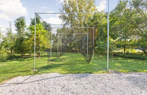 Sleeps 10, Indoor and Outdoor Theaters, Batting Cage, & Games! - Foto 3