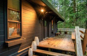Mid-century Cabin Hideaway - Hot Tub & Fire Pit - Foto 28