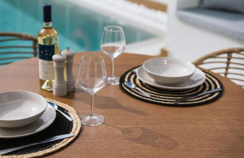 Sea View Luxury Villa White in Blue - Photo 10