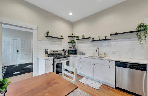 Longmont 2BD Comfort | Outdoor dining + Parking - Foto 4