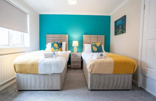 Whitburn house - Photo 16