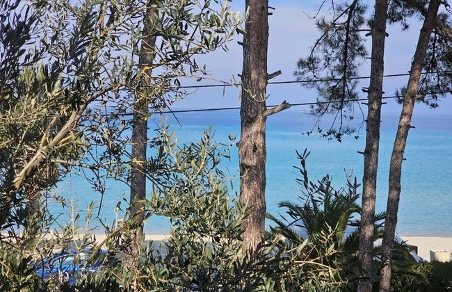 Stay at Beachfront Villa Lilia in Pefkohori, Halkidiki for a Dreamy Vacation - Foto 26