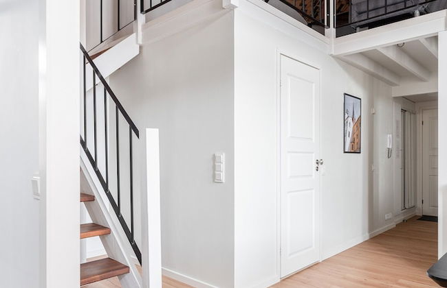 Stylish Historical Loft with Sauna & Free Parking - Foto 3