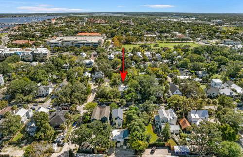 Secret Garden Hideaway l Walk to DNTN l Sleeps 8 - Foto 69