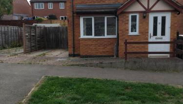 Sunningdale homely detached family,contractor 3 bed house with Parking - Foto 3