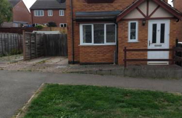 Sunningdale homely detached family,contractor 3 bed house with Parking - Foto 3