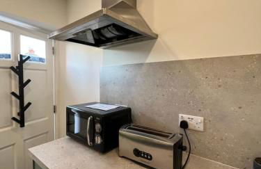 Modern flat in Egham by Royal Holloway University Royal Ascot and Windsor near Heathrow Airport - Foto 16