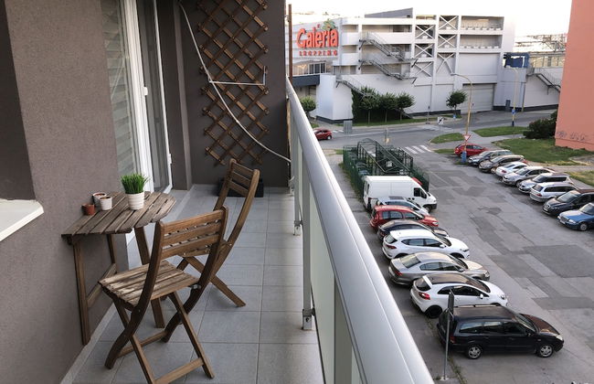 Apartment Holdings Považská - Foto 33