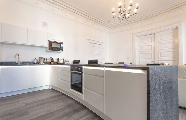 The Crescent by Pureserviced - Foto 51