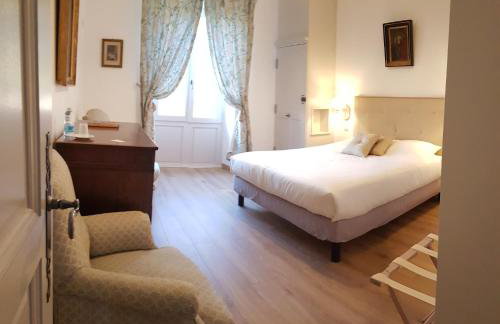 Château de Salvert - 4 Gîtes - 32 personnes - Foto 8