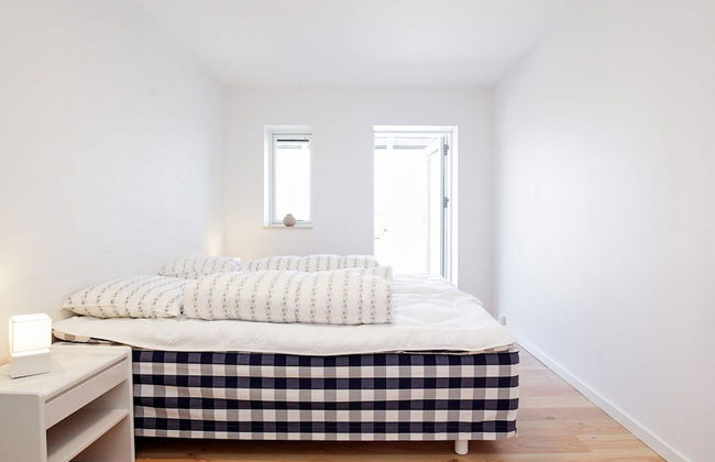 6 Person Holiday Home on a Holiday Park in Karrebaeksminde - Foto 2