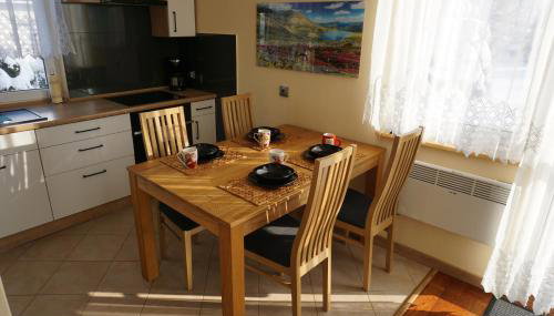 Uroczy Domek z Kominkiem - Foto 4