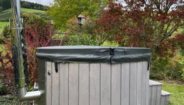 Weitblick auf Berg, Wald und Wiese - Foto 2