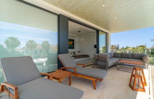 Brand New 7B Villa Zelda Beachside New Golden Mile - Photo 36