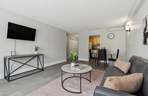 Legacy at Imperial Village 303 I 2 Bed 2 Bath - Foto 2