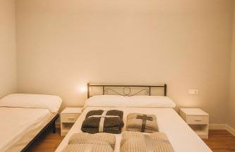 Night In Sevilla Castilleja - Foto 12