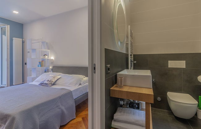 Terrazza Mazzini Stylish con vista lago - Photo 7