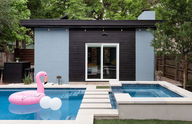 Upstay - Pristine Pool Palace - 7min to Rainey St - Photo 8