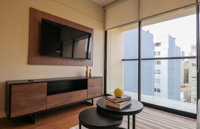 w Majestic 2BR w Comfy Balcony Near Kennedy Park - Foto 10