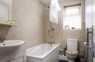 Riverwalk Apartment One - Photo 57