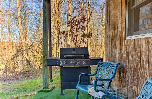 Charming Beacon Apt with Fire Pit Near Hiking! - Photo 18