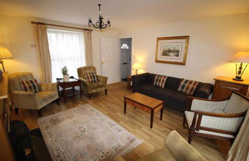 Vine Cottage - Photo 3